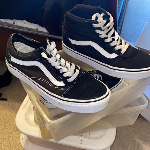 Vans - Picture 4 of 5